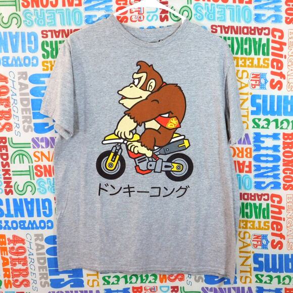 Mario Kart 8 Donkey Kong Motorcycle Kanji Graphic T Shirt Size L Gray Nintendo - Picture 1 of 4